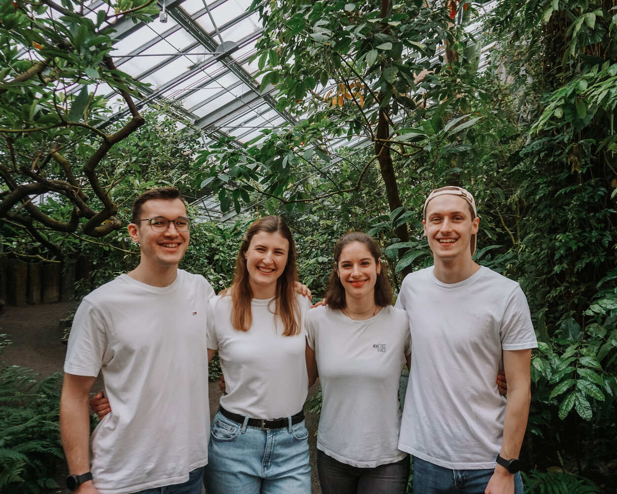 Teamfoto Hauptorga (Louis Loeser, Greta Horn, Sarah Beck, Andreas Kopp; v. l. n. r.)